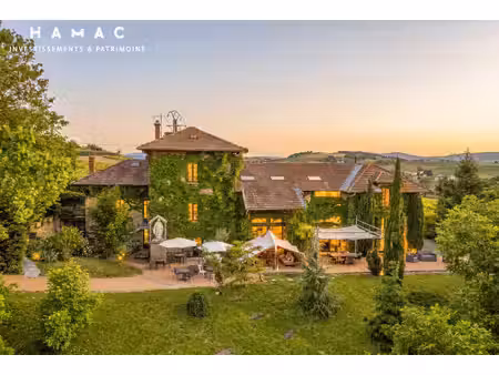 bully - domaine de charme - vue d'exception