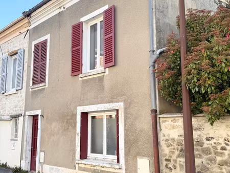 maison louée  chaumontel  bon secteur  potentiel  5 pièces 3