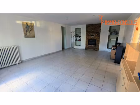 maison de bourg et terrain non attenant de 5595m²