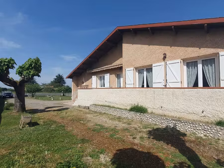 villa t4 avec grand sous-sol et garage
