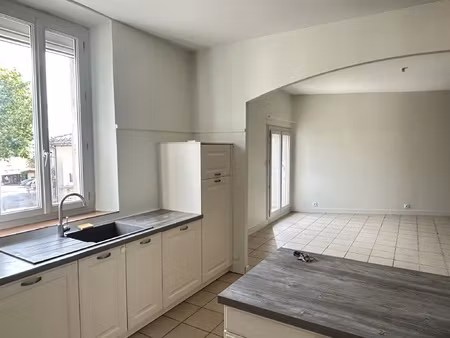 lavalette - t3 100 m2 - climatisation - garage