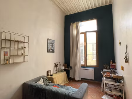 charmant studio meublé avec mezzanine en centre-ville d'aix-