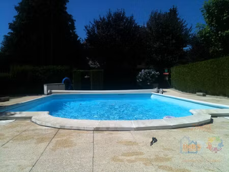 studio meublé rez de jardin rsidnec avec piscine pfastatt