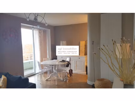 beau 5 pièces avec balcon