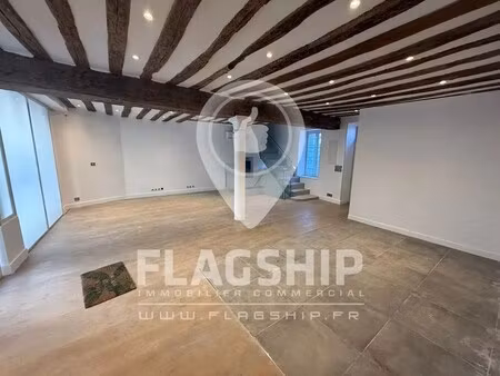 location commerce charenton le pont 94220 81m²