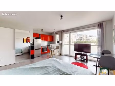 studio 1 pièce 31 m²