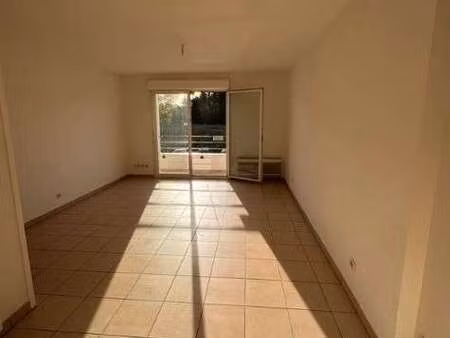 location appartement 3 pièces à langon (33210) : à louer 3 pièces / 60m² langon