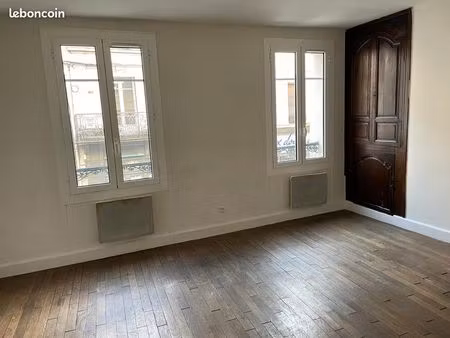 studio 25 m2 meulan centre
