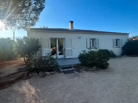 belle maison climatisée avec terrasse rare sur le secteur