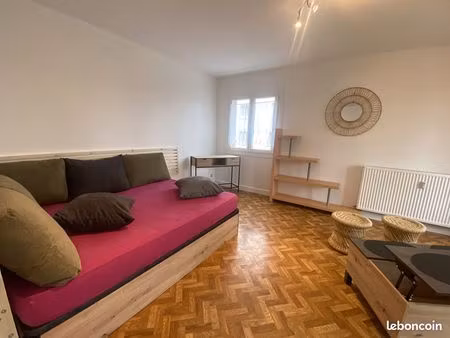 studio 1 pièce 36 m²