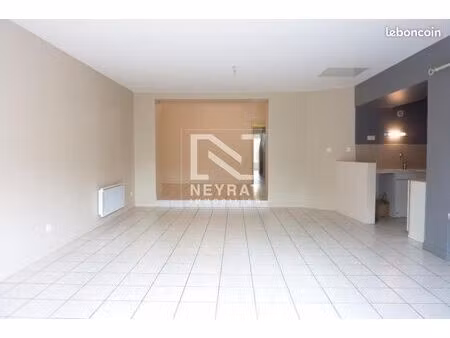 appartement 4 pièces 121 m²