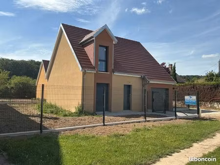 maison 5 pièces 90 m²