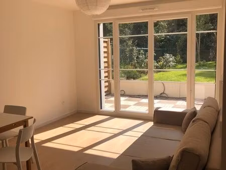 3 pièces avec grand jardin et terrasse