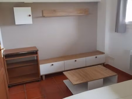 appartement à louer à louer 330 euros