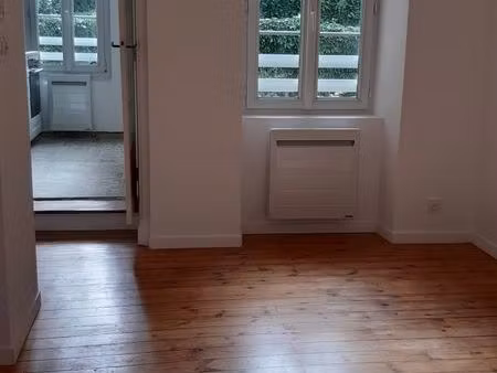 t2 rénové avec jardin