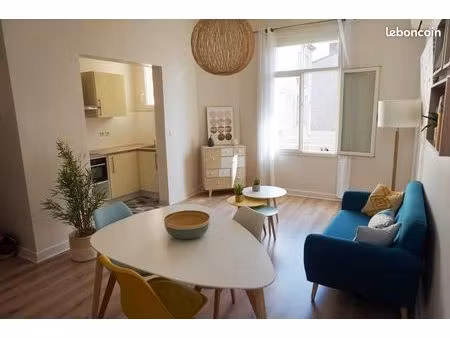 charmant t2 très calme 46 m² meublé perpignan quartier clémenceau vue sur jardins