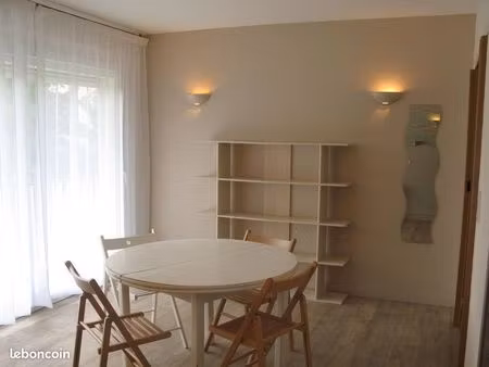 appartement f3 pour 2 étudiants  76800 saint-etienne du rouvray