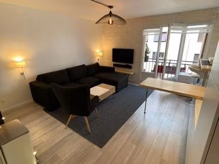 studio 1 pièce 31 m²