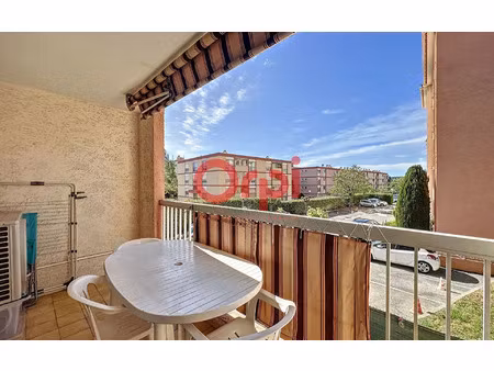 location appartement  65.42 m² t-3 à fréjus  936 €