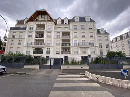 location appartement 2 pièces  39.39m²  le blanc