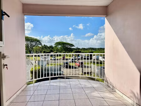 appartement 3 pièces à louer à rivière salée - 64.86 m² avec balcon et véranda