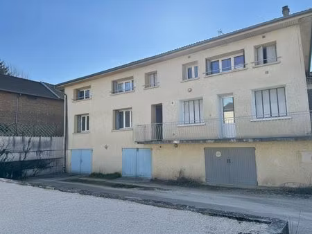 appartement à rénover avec cave