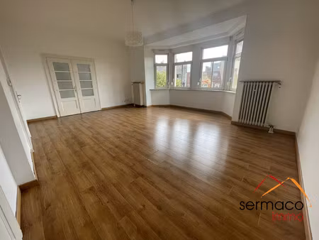 appartement de type f4 avec parking