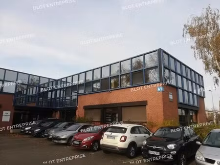 location bureaux 87 m²