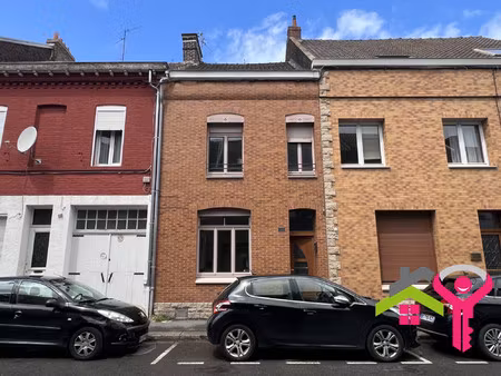 maison de ville à louer