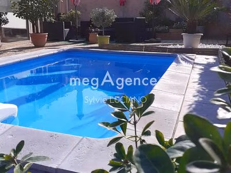 plain pied  3 chambres avec piscine