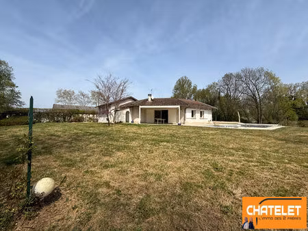maison st denis les bourg 5 pièce(s) 158.20 m2