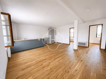 bonnieres - bel appartement 3 pièces de 53 m² refait à neuf
