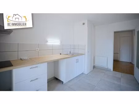 t4 duplex ferney-voltaire