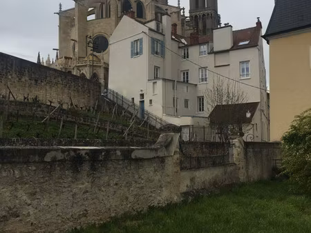 superbe 2 pièces avec vue dégagée sur la seine