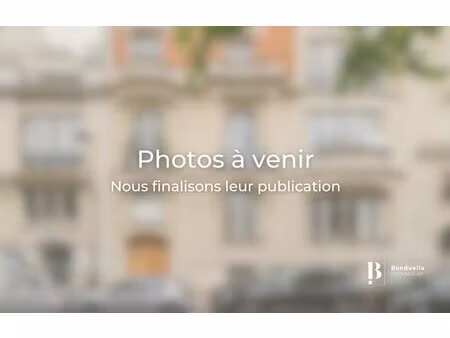 paris xii - rue de bercy - a louer vide 2 pièces de 48m² avec parking