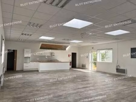 vente bureaux 267 m²