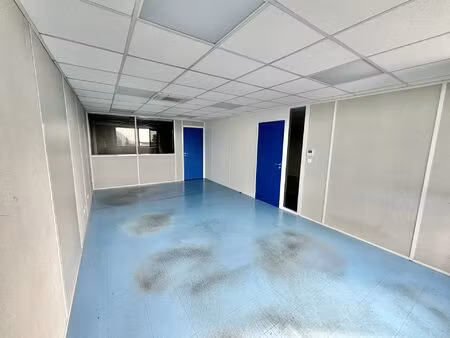 bureaux et espaces de stockage - à louer - voiron