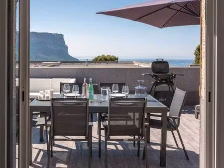 cassis – superbe t2/3 de 48m² + **terrasse de 38 m²** dans la très recherchée résidence « 