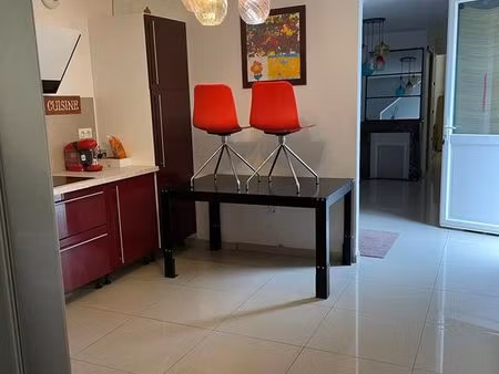maison à votre vendre