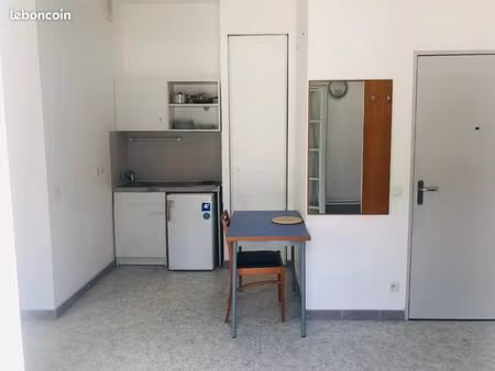 appartement 1 pièce 16 m²