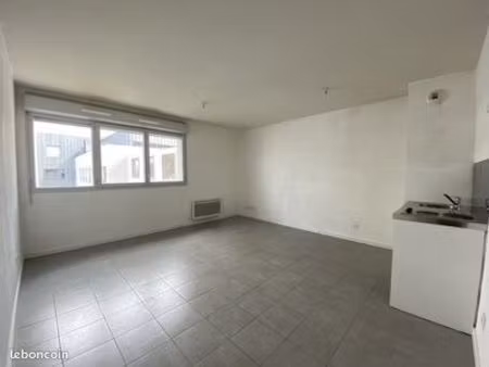 appartement 1 pièce 27 m²