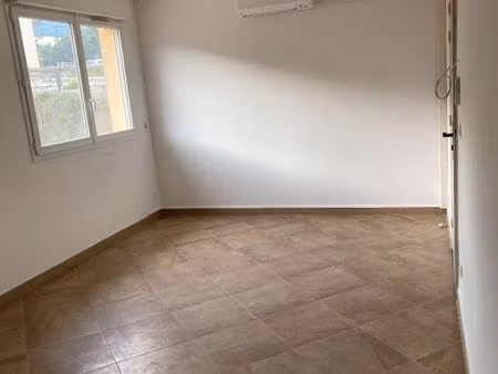 studio 1 pièce 20 m²