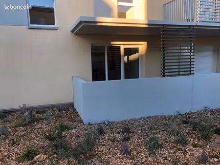 a louer studio port de bouc quartier les comtes– 31 2m2 + balcon 6 4m²