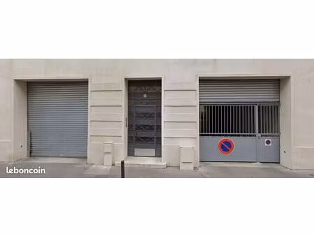 location emplacement moto / scooter / vélo – sécurisé & couvert – marseille 4e