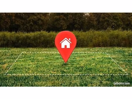 terrain constructible 590 m² à francheville