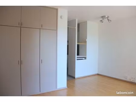 studio 27 m² (libre à/c du 28/06/2026)