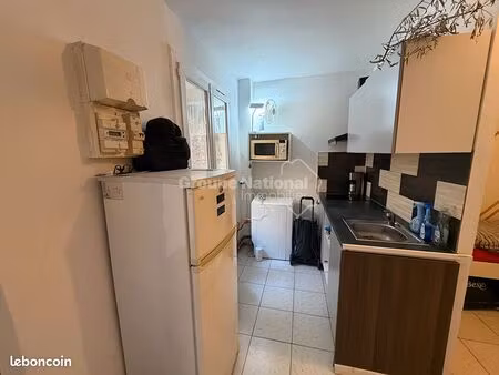 studio 1 pièce 23 m²