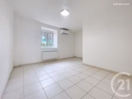 maison 4 pièces 65 m²