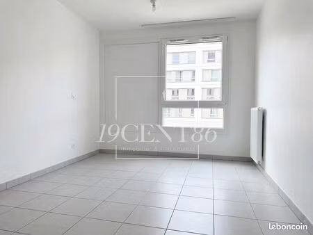 appartement 1 pièce 20 m²