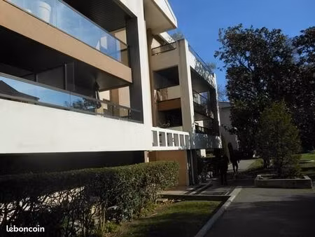 appartement 6 pièces 79 m²